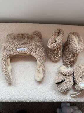 7AM Enfant Teddy Cub Set | Hat, Mittens & Booties